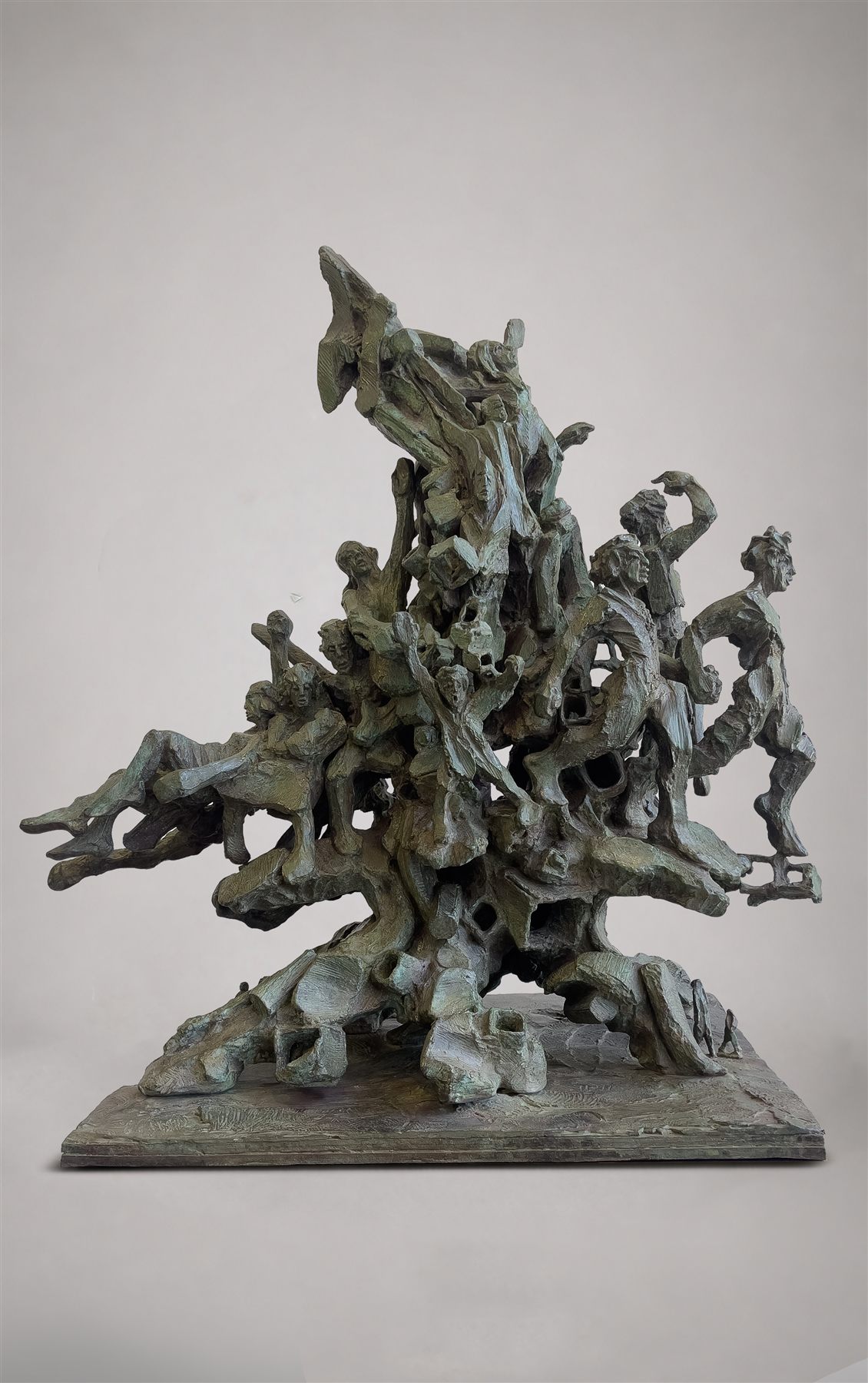 Mémorial « Le Cèdre de la Liberté », échelle 1/36, Dossier II (2003), sculpture d'Antoine Berberi, vue 5 sur 12