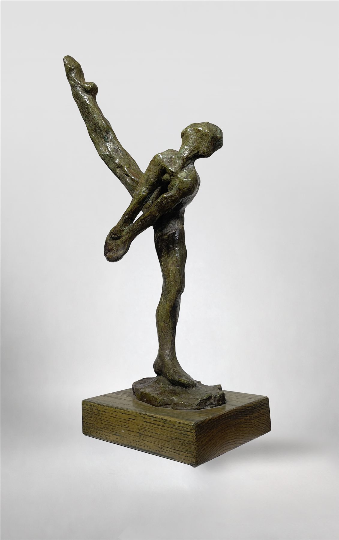 Ballerine I (1982), scultura di Antoine Berberi, vista 6 di 7