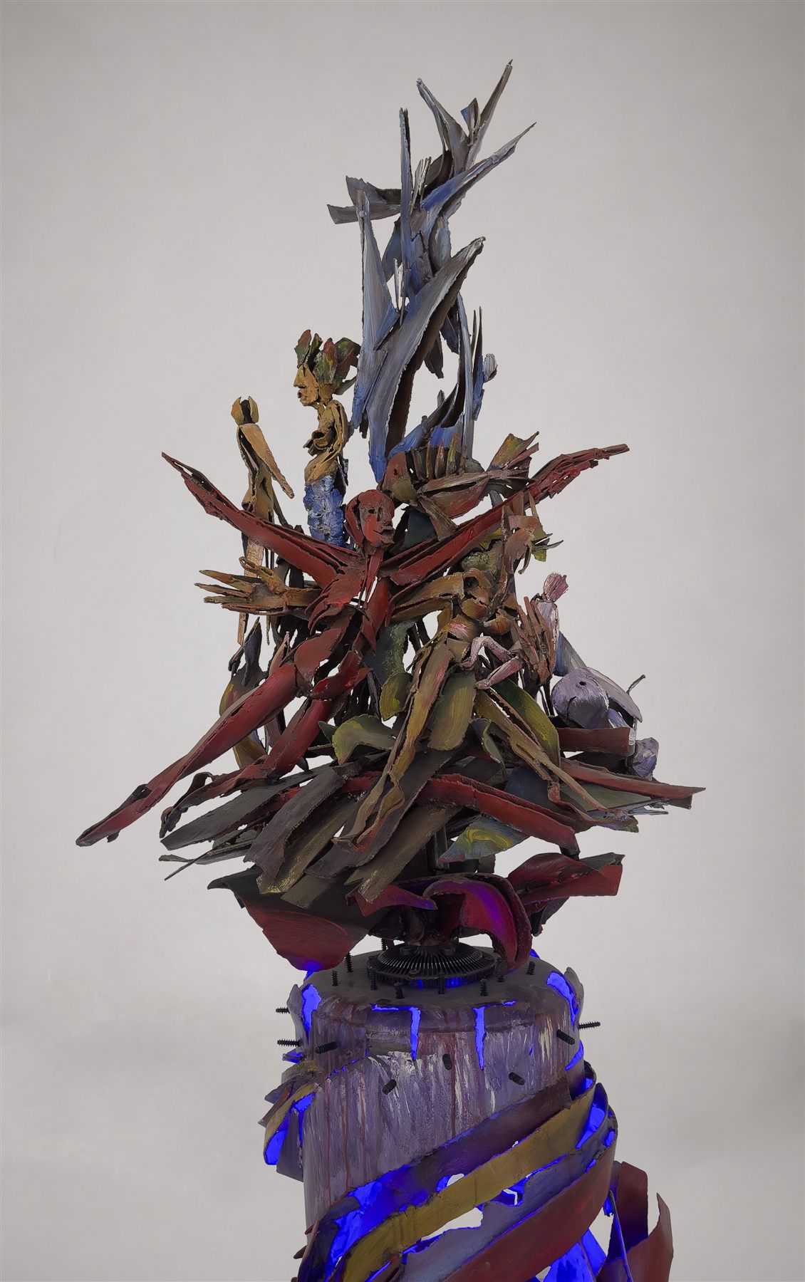 Fersan El-Yam, Les Chevaucheurs de la Mer (2024), scultura di Antoine Berberi, vista 12 di 20