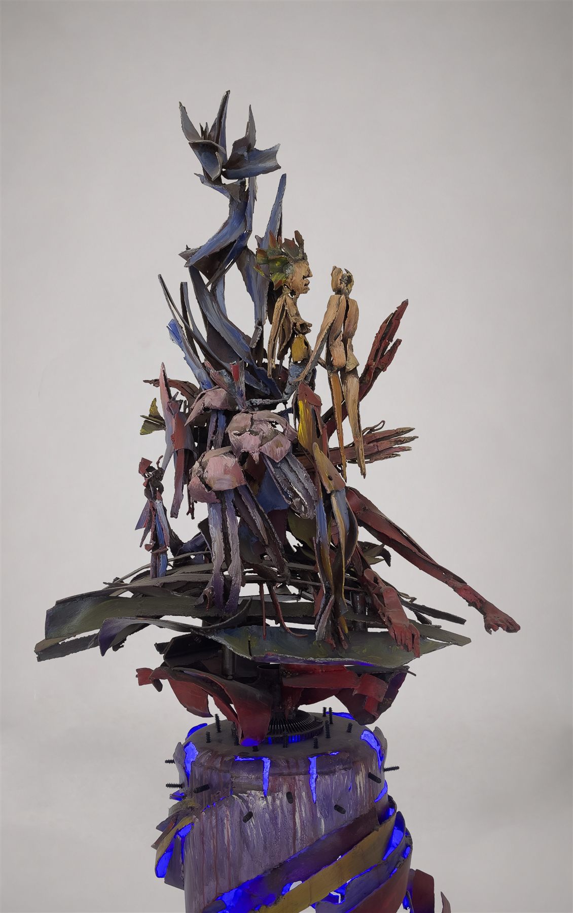 Fersan El-Yam, Les Chevaucheurs de la Mer (2024), scultura di Antoine Berberi, vista 17 di 20