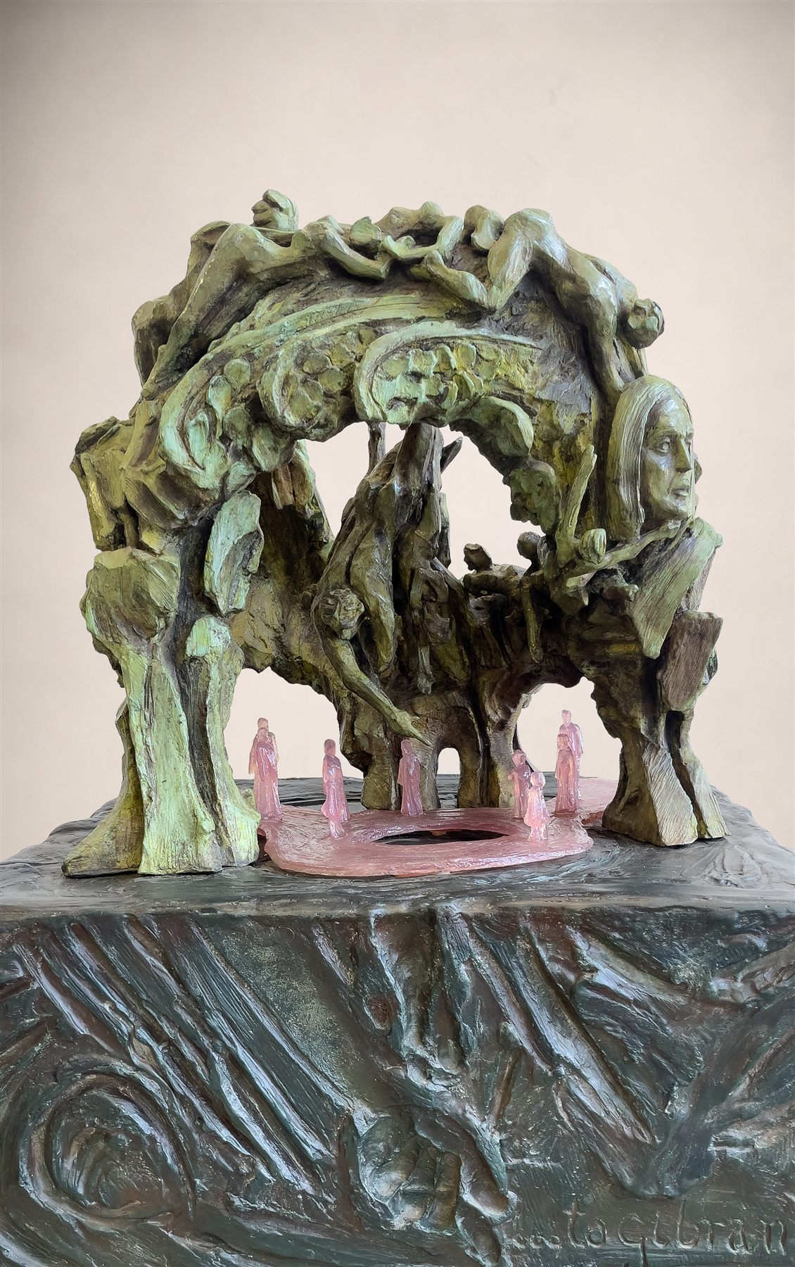 Tribut to Gibran Khalil Gibran, Dossier II (2000), sculpture d'Antoine Berberi, vue 12 sur 20
