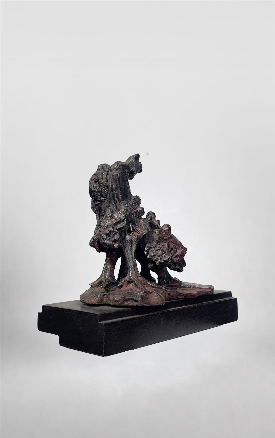 La Mamma (2000), sculpture by Antoine Berberi, view 2 of 9