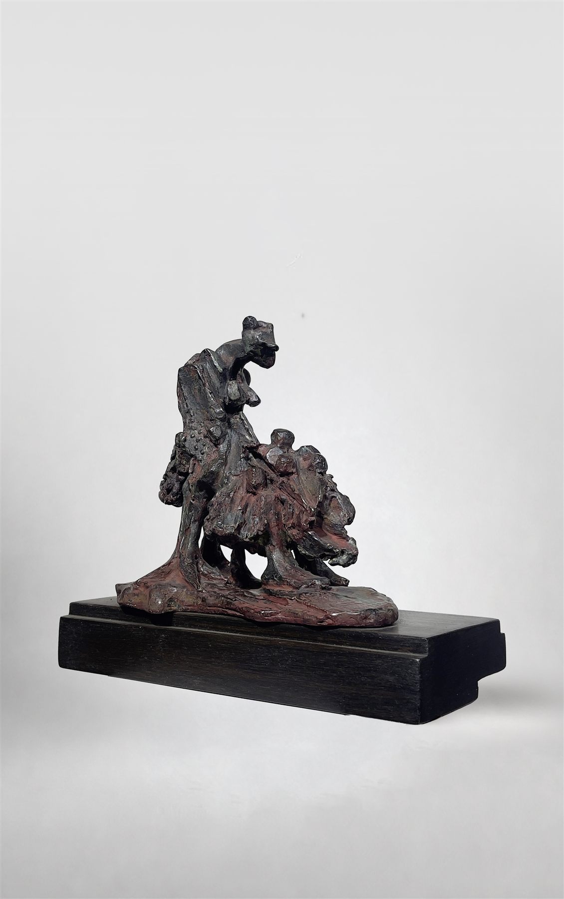 La Mamma (2000), sculpture by Antoine Berberi, view 3 of 9